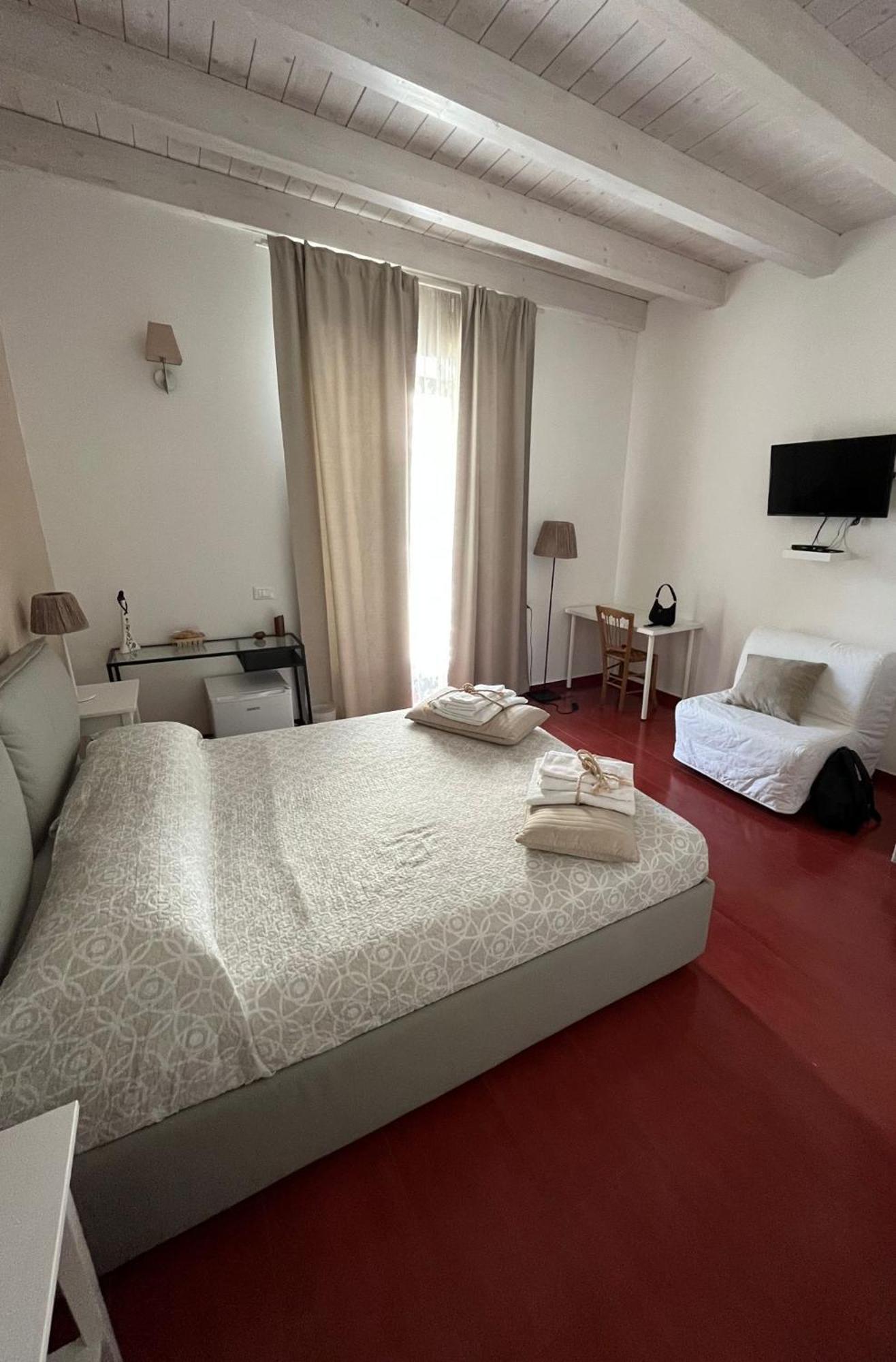 Bed and Breakfast Yhomisus Comiso Zewnętrze zdjęcie