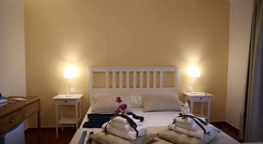 Bed and Breakfast Yhomisus Comiso Zewnętrze zdjęcie